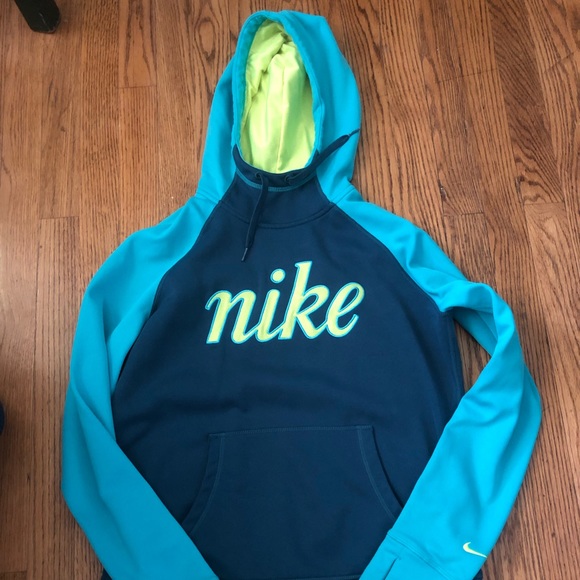 Nike Therma-Fit hoodie - Picture 1 of 4